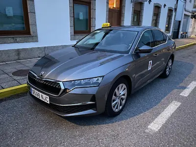 Dario Taxi Trives