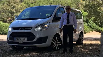 Taxi 9 Plaza Bocanegra Adaptado Silla de Rueda
