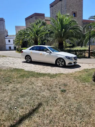 Taxi transfer en badajoz mercedes Felix giraldo barragan
