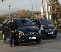 AFTRIPS Caldetes Airport Transfer - 8 pasajeros