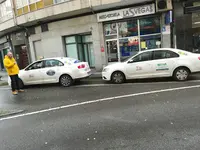 Parada de Taxis en ParqueAstur