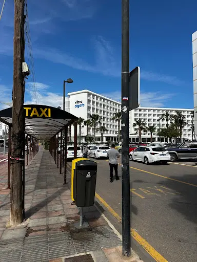 Taxi
