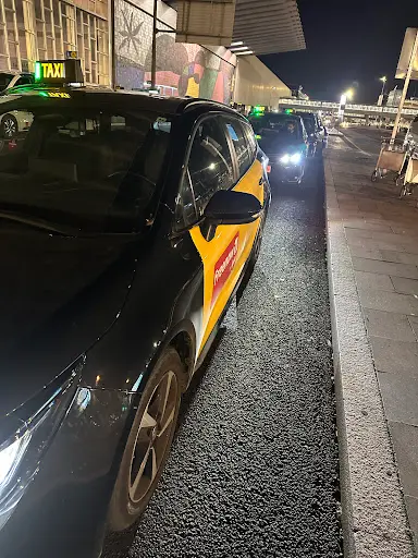 Taxi barcelona airport