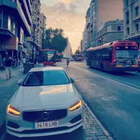 Taxi Tesla Huesca. Ángel Arguis