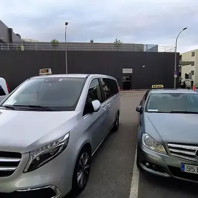 Taxis Ayala