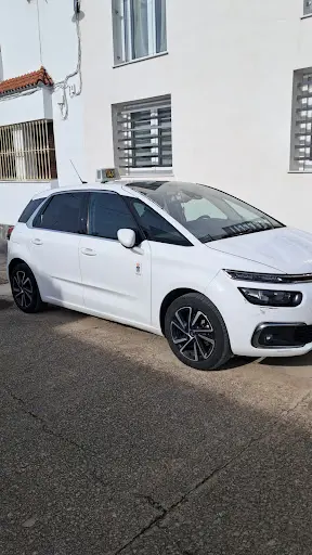 Taxi Magda