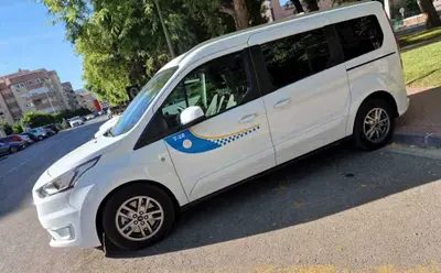 Parada de Taxi Lorca El Ovalo Daniel Lorente.