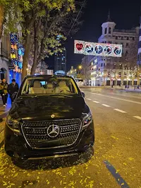 Taxi Madrid - 5 -8 Plazas - Viajes - Familiar - Grande - Grupos - Reservan