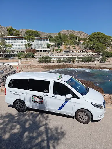 Taxi Pollensa 29 - Airport Service (1 - 6 pax) - 24 HOURS available