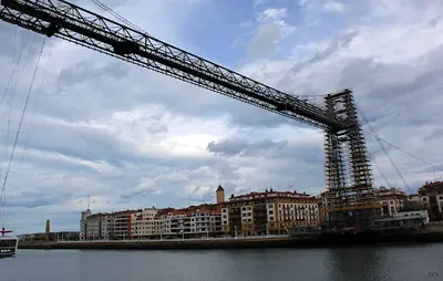 Parada de Taxi Puente Colgante