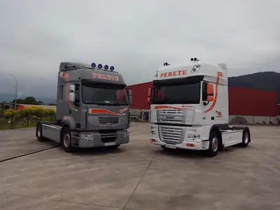 Grupo Perete. Servicio Viajeros de 4 a 17 personas.