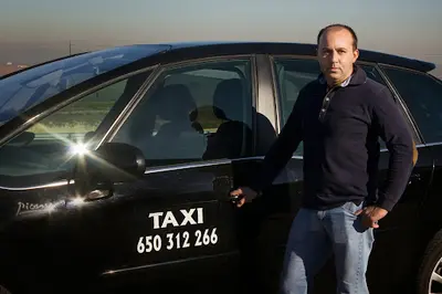 Taxi Raúl Notario