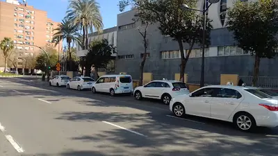 Parada de Taxis Colegio de Médicos